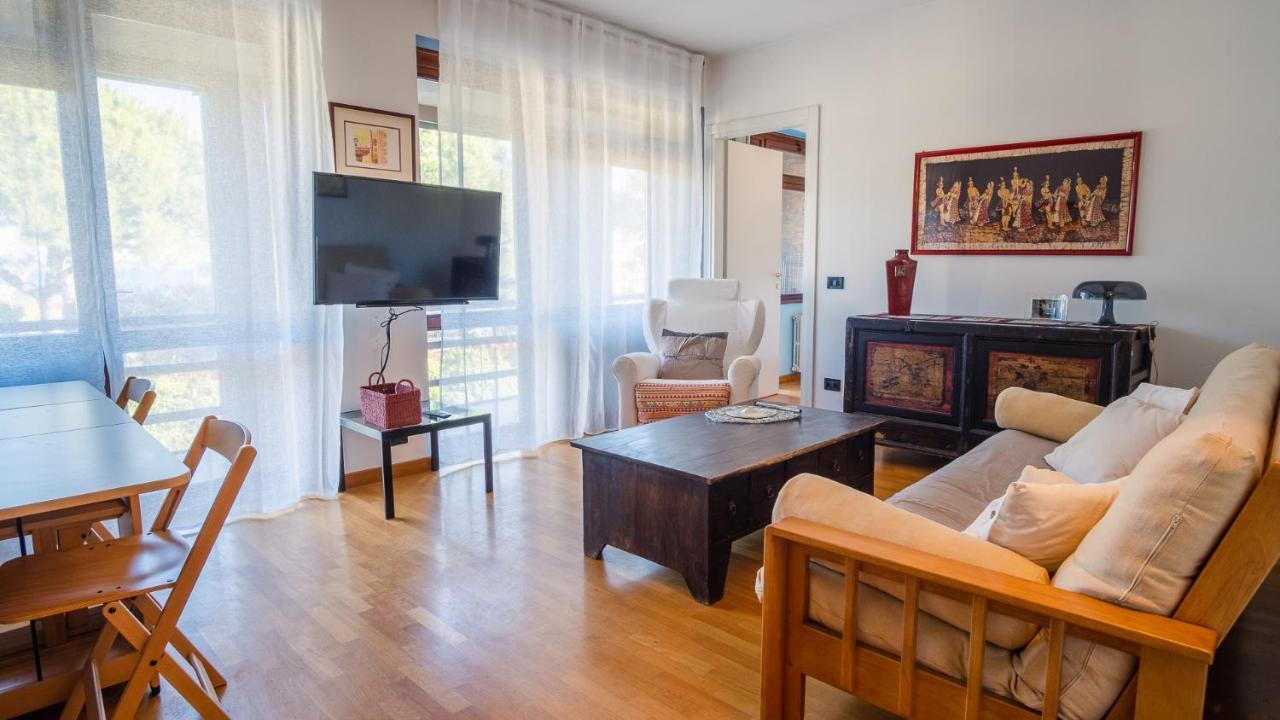 The Zodiac Apartment - Italian Homing ซีร์มิโอเน ภายนอก รูปภาพ