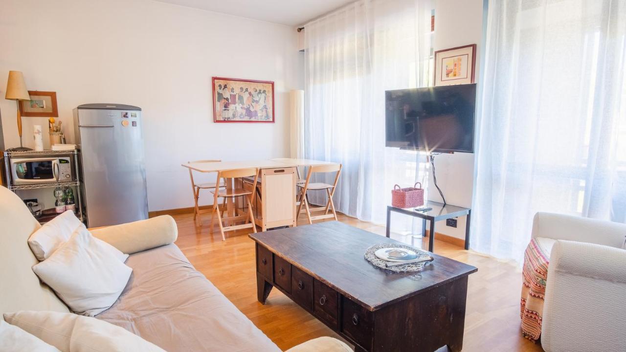 The Zodiac Apartment - Italian Homing ซีร์มิโอเน ภายนอก รูปภาพ